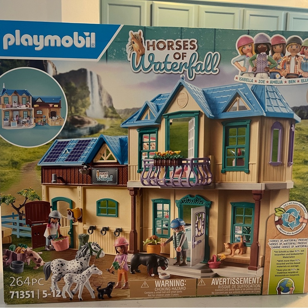 Playmobil Horses of Waterfall Playset - Blue, Green, Brown